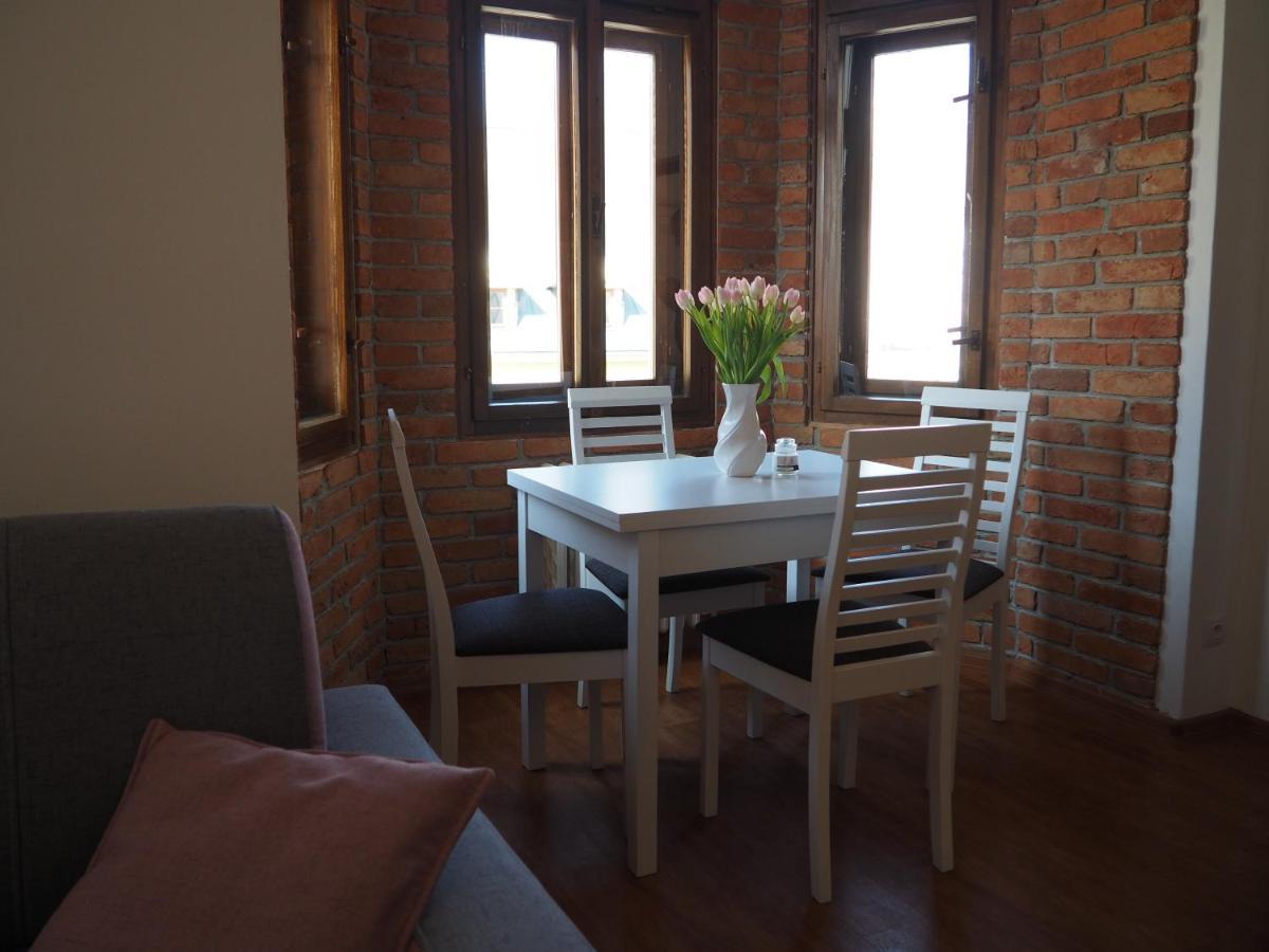 Apartmany Nejdek ภายนอก รูปภาพ