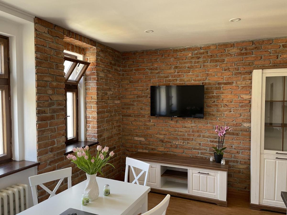Apartmany Nejdek ภายนอก รูปภาพ