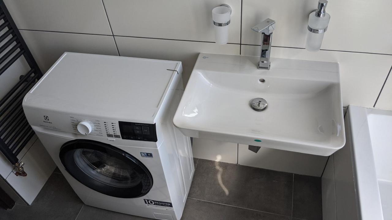 Apartmany Nejdek ภายนอก รูปภาพ