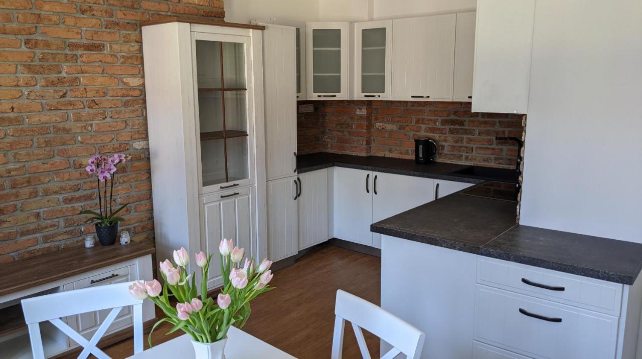Apartmany Nejdek ภายนอก รูปภาพ